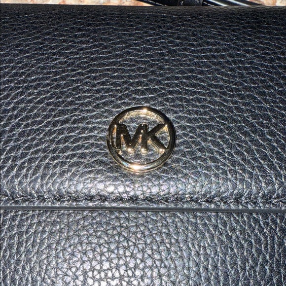 Michael Kors Black Leather Crossbody Bag - Picture 2 of 10